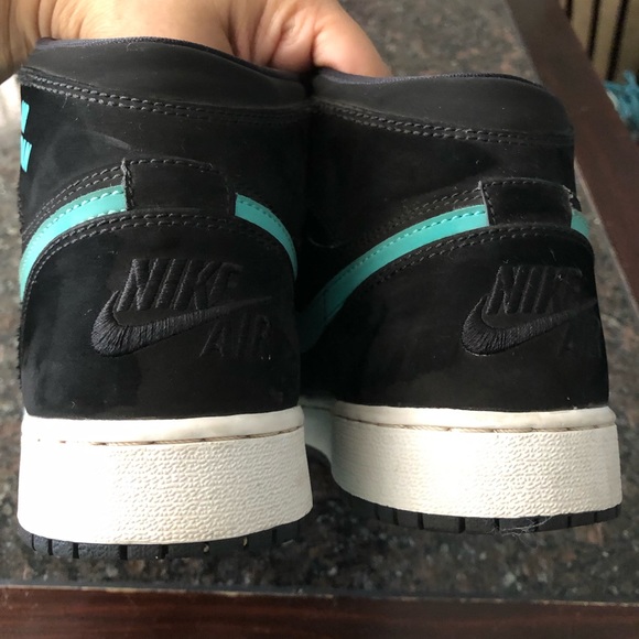 SOLD!!!!! Kids Air Jordan 1 Retro - Picture 4 of 7